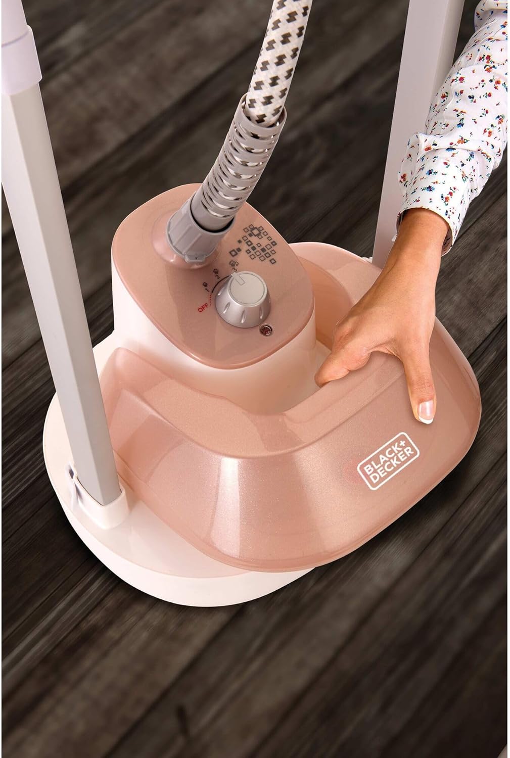 مكواة بخار عمودية بلاك آند ديكر 1785 وات , GSTM2050