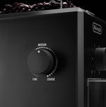 مطحنة قهوة ديلونجي  – أداء قوي بحجم صغير – قدرة 110 واط – طحن احترافي للقهوة ب16 مستوى للطحن | KG79