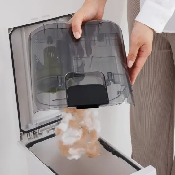 مكنسة باناسونيك باجلس 1800 وات، نظام فلترة 6 طبقات، سعة غبار 2.2 لتر، MC-CL603